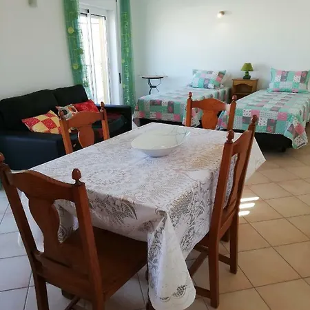 بيت ضيافة Rossio Sol Mar لاغوس